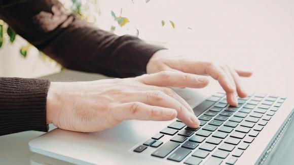 Co druga odpowiedź chatbota o zdrowiu może wprowadzać w błąd