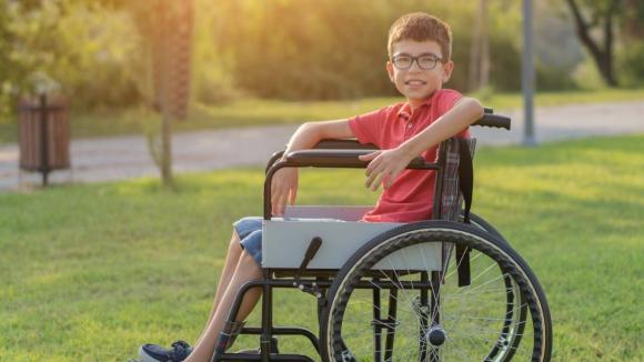 Stwardnienie rozsiane u dzieci i młodzieży: rzadkie, ale wymagające szczególnej czujności