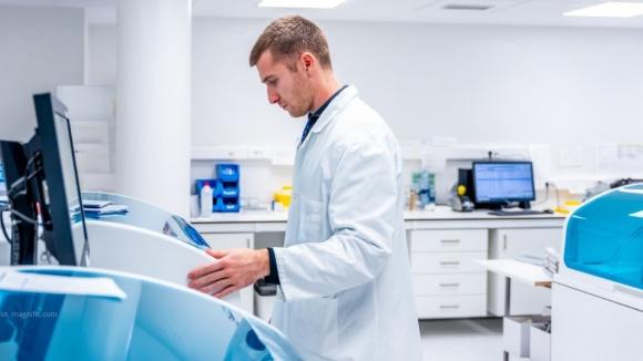 CAR-T wychodzi poza hematoonkologię. Terapie komórkowe są projektowane także dla chorób autoimmunologicznych i zakażeń przewlekłych