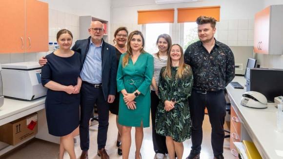 Nowa broń przeciw komórkom raka. Naukowcy z Wrocławia pracują nad szerokozakresową terapią przeciwnowotworową