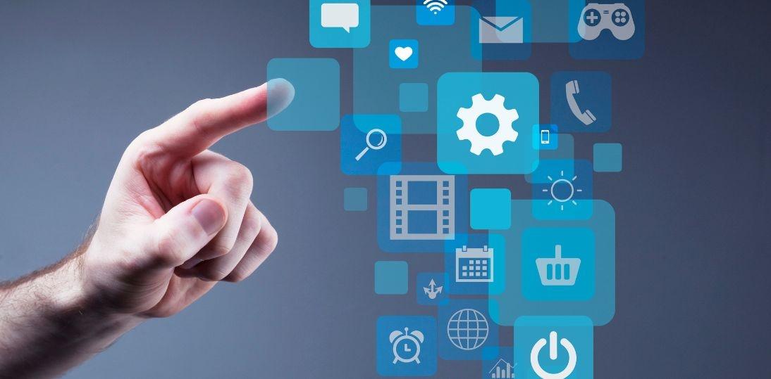 Asystent AI pomoże nauczycielom edukacji zdrowotnej. UMW i Connect 4 Kids tworzą bezpłatne narzędzie