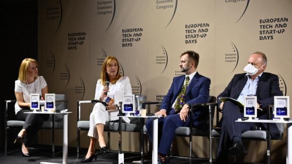 Laboratoria genetyczne błyskawicznie dostosowały się do pandemii koronawirusa