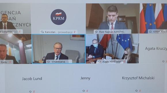 Współpraca na rzecz walki z pandemią COVID-19 - spotkanie Premiera z Ministrem Zdrowia oraz Prezesem Agencji Badań Medycznych i AstraZeneca