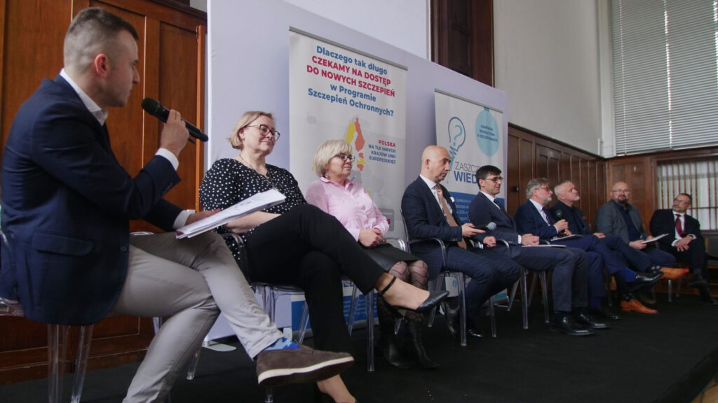 Dlaczego Polacy czekają na dostęp do nowych szczepień w Programie Szczepień Ochronnych niemal najdłużej w Unii Europejskiej?