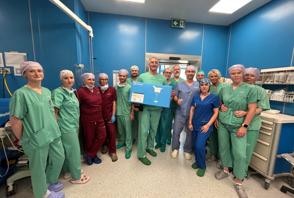 Zabieg na bijącym sercu: przezcewnikowa implantacja zastawki mitralnej Tendyne