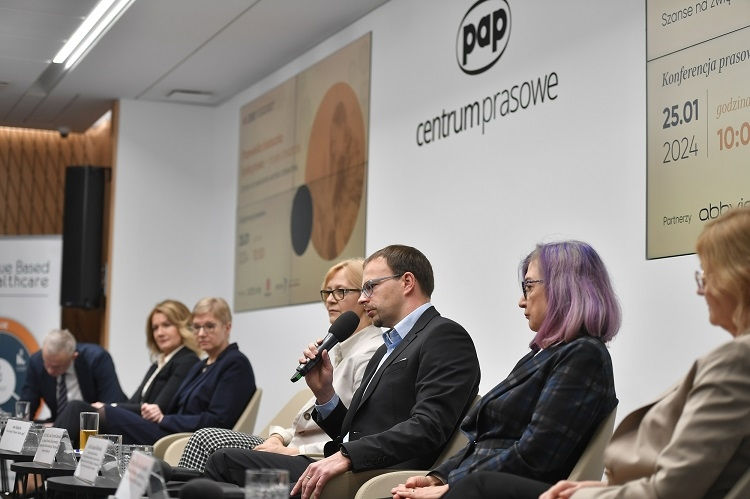 Pięcioletnie przeżycia polskich pacjentów z PBL wynoszą 70 proc., to około 10 punktów procentowych mniej niż w innych krajach UE
