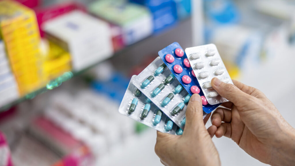 Z apteki… i do apteki, czyli o kluczowej roli farmaceutów