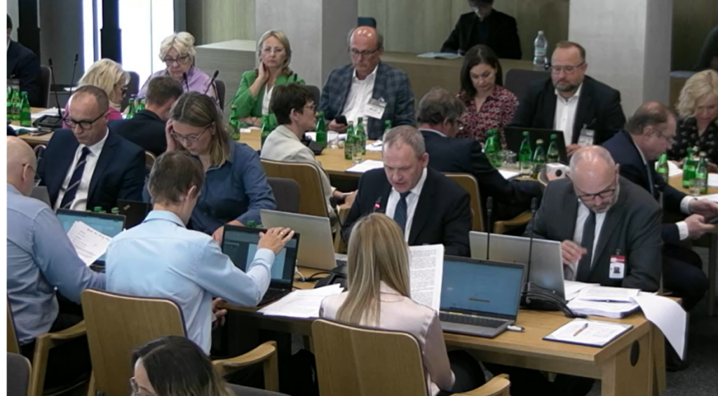Komisja Zdrowia o nowelizacji ustawy refundacyjnej – relacja z posiedzenia