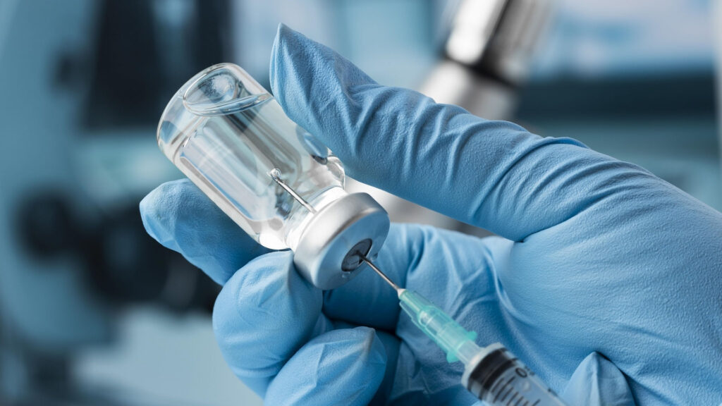 Zgoda FDA na użycie drugiej dawki przypominającej szczepionki przeciw Covid-19 firmy Moderna