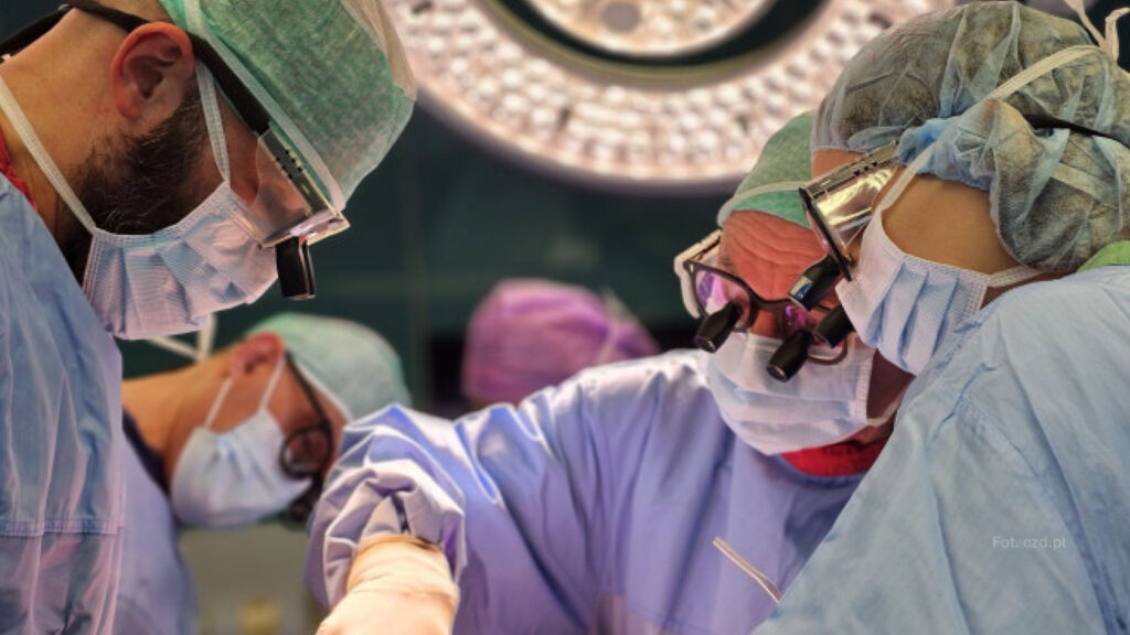 Polska w światowej czołówce. Ponad 1000 transplantacji wątroby u dzieci w Centrum Zdrowia Dziecka