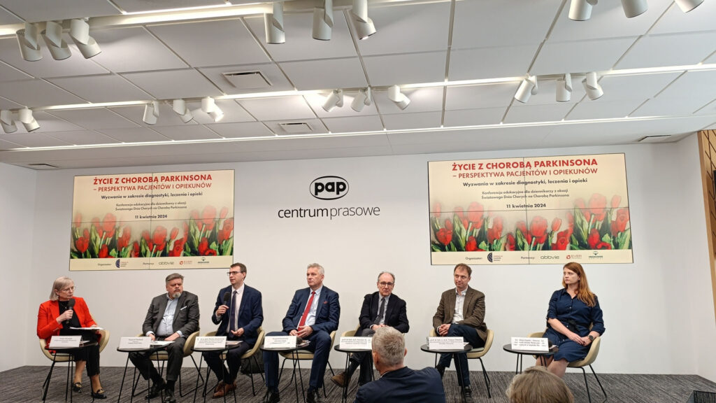 Choroba Parkinsona nie śpi – z jakimi wyzwaniami mierzą się pacjenci i ich opiekunowie?