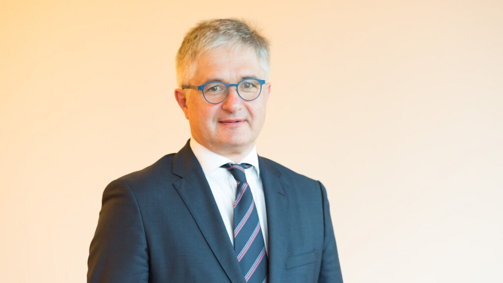 W poszukiwaniu migotania przedsionków – 4,1% osób powyżej 65. roku życia żyje z nierozpoznanym migotaniem przedsionków