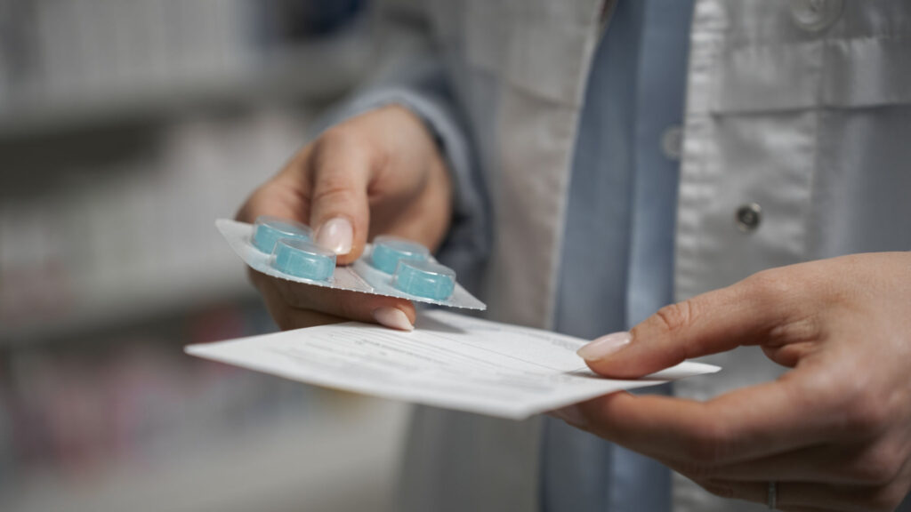 200 recept dziennie? Główny Inspektor Farmaceutyczny alarmuje: to już nie wyjątki, a realne zagrożenie