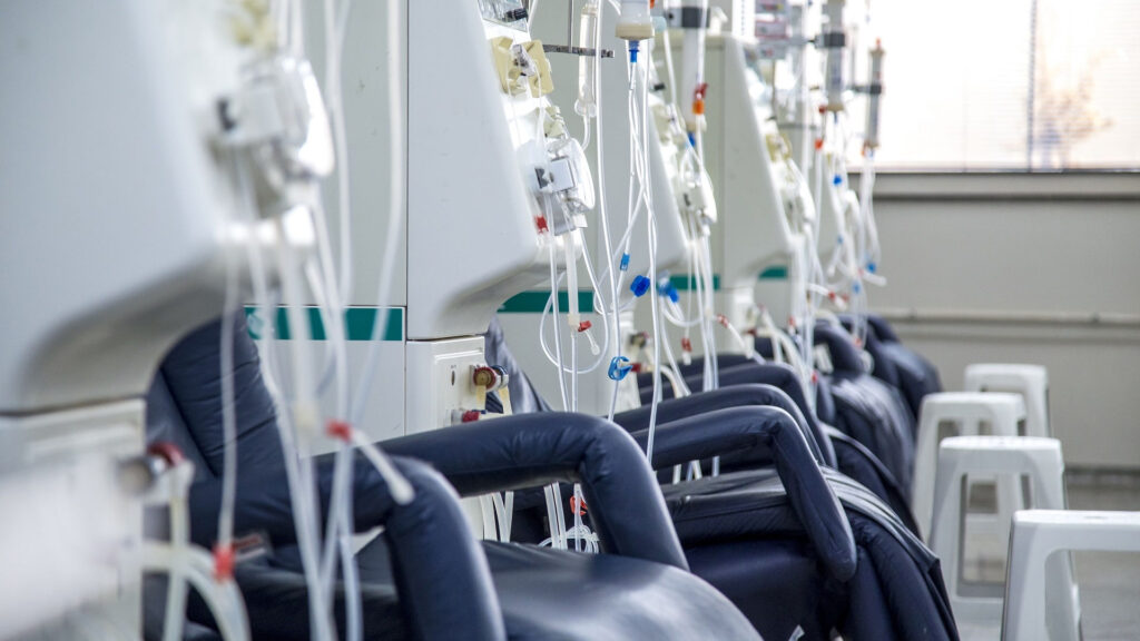 Czy stacje dializ działające ambulatoryjnie zostaną bez dostaw leków po 20 maja?