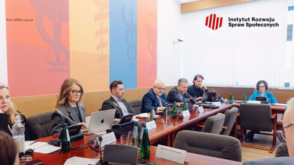 Zdrowie jako inwestycja, nie koszt – eksperci Hack4Health o potrzebie systemowych zmian w ochronie zdrowia