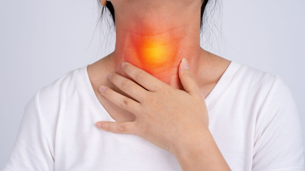 Angina – dlaczego chorujemy na nią latem?