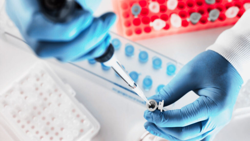 Pacjenci onkologiczni apelują o poprawę dostępu do diagnostyki molekularnej