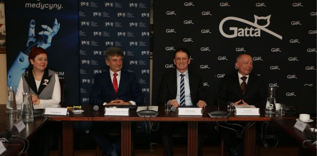 Specjalistyczna odzież dla dzieci z AZS i chorobami skóry. Śląski Uniwersytet Medyczny i Gatta łączą siły