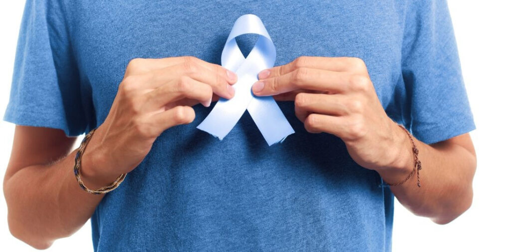 Kwiecień miesiącem świadomości raka jądra. Objawy, samobadanie i dlaczego wczesna diagnoza ratuje życie