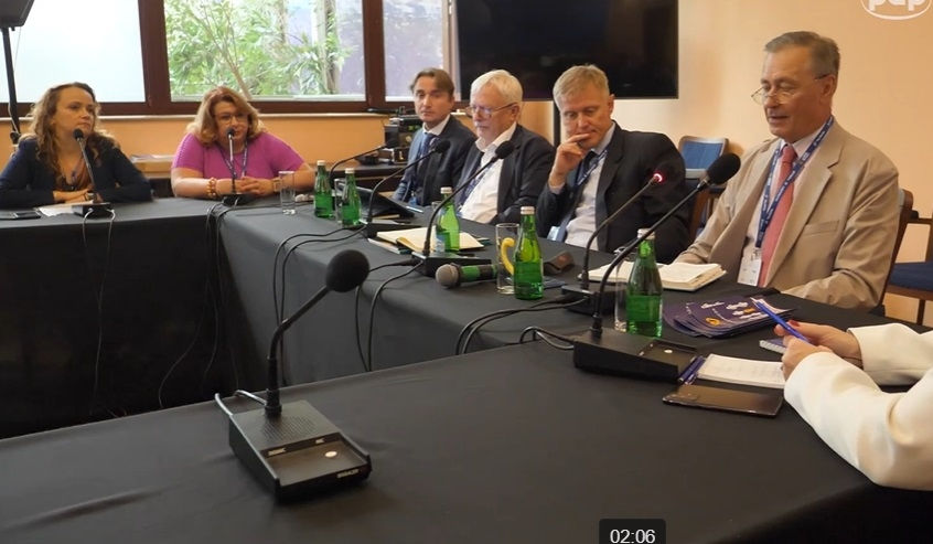 Powstaną specjalistyczne ośrodki leczenia endometriozy