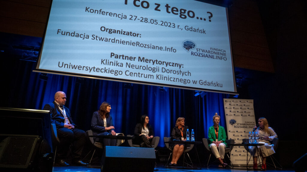 Stwardnienie rozsiane: potrzebni są koordynatorzy leczenia i psycholodzy