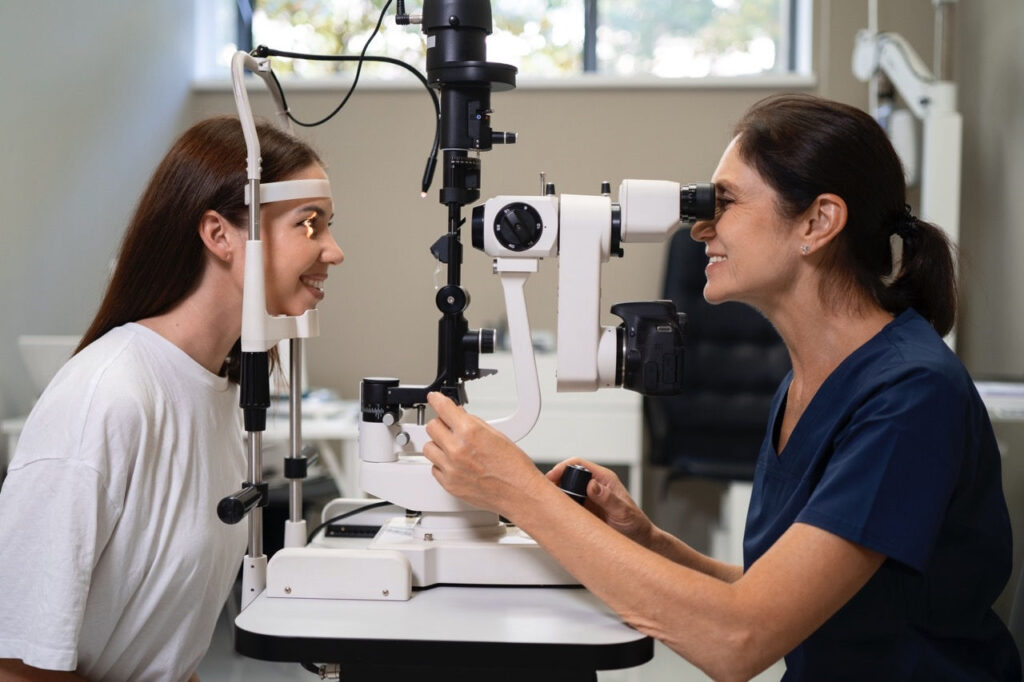 Wizyty u optometrysty, psychologa i lekarza medycyny sportowej bez skierowania – nowelizacja NFZ już obowiązuje