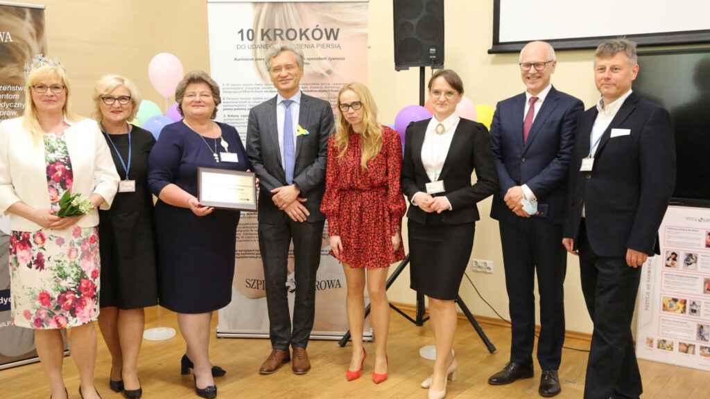Szpital Kliniczny im. ks. Anny Mazowieckiej w Warszawie z tytułem „Szpital Przyjazny Dziecku”