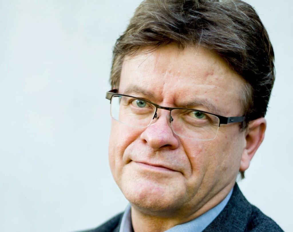 Pacjenci z NMOSD czekają na rzeczywisty dostęp do refundowanego leczenia