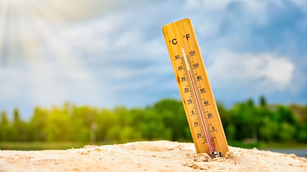Gwałtowne zmiany temperatur i upały – jak sobie z nimi radzić