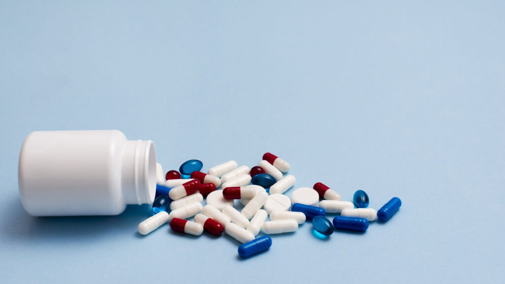 Antybiotyki coraz częściej zawodzą. Przyczynia się do tego ich nadużywanie
