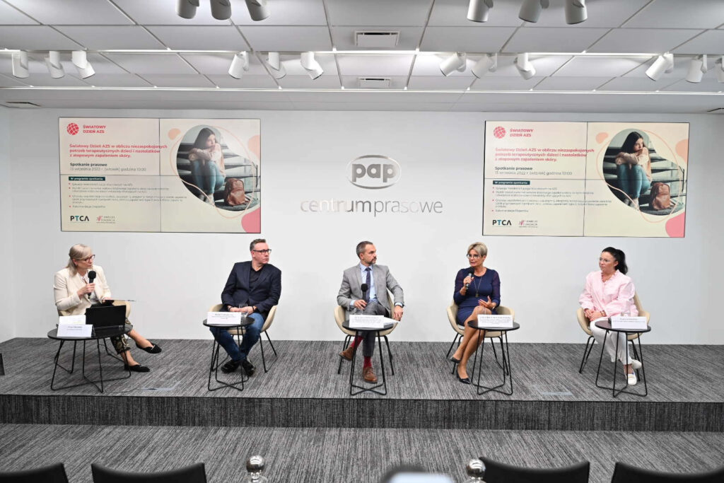 Czy życie dzieci i młodzieży z atopowym zapaleniem skóry zmieni się w tym roku? Światowy Dzień AZS w obliczu najpilniejszych potrzeb rodzin atopowych
