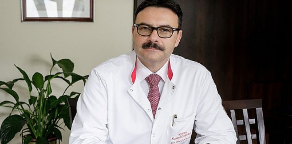Spór o trzeci program przeszczepień serca w Warszawie. Rezygnacja konsultanta krajowego stawia pytania o przyszłość transplantologii