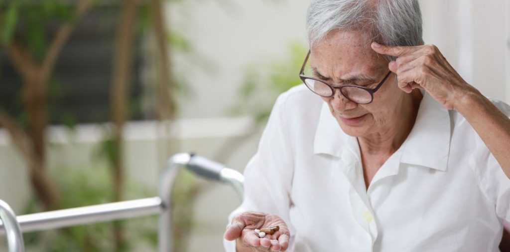 Choroba Alzheimera w Polsce. 600 tys. osób z demencją, a diagnoza często przychodzi za późno