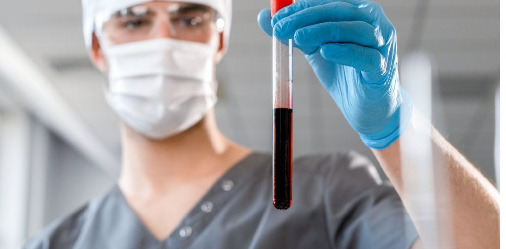Terapia CAR-T dla chorych na szpiczaka bez refundacji. Hematolodzy apelują o zmianę decyzji