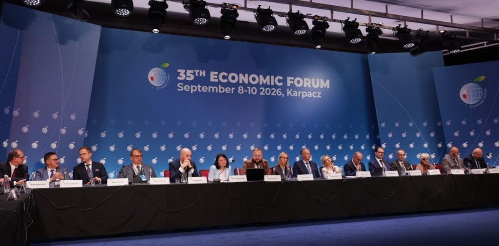 Na Forum Ekonomicznym w Karpaczu o przyszłości polityki lekowej. MZ wskazuje siedem priorytetów