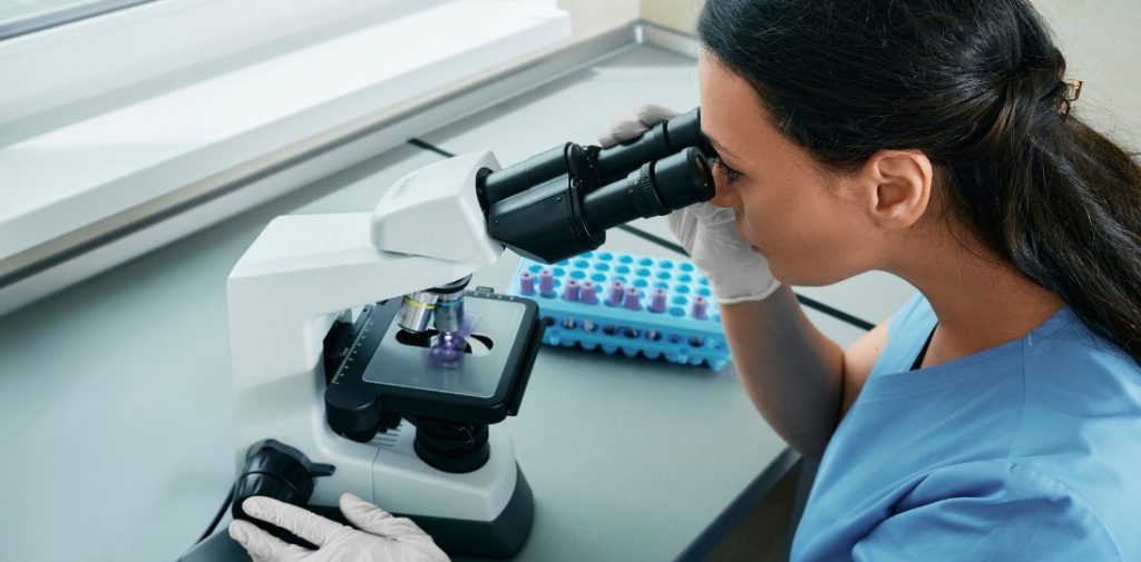 W Polsce brakuje hematologów. Eksperci apelują o regularne badania krwi i większą świadomość chorób hematologicznych