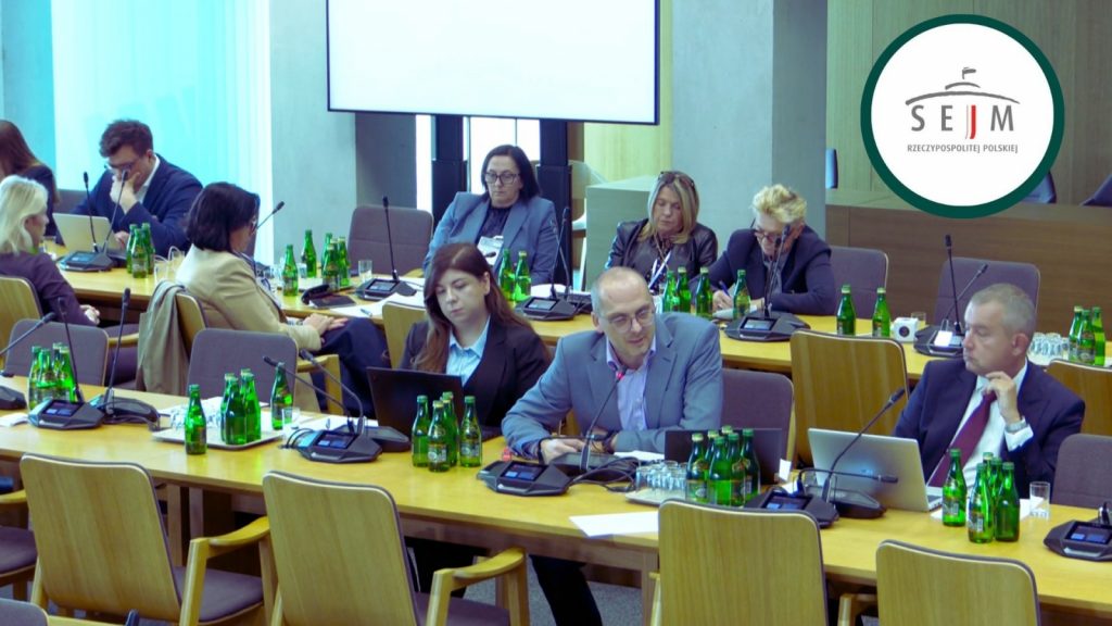 Rak piersi: mamy coraz więcej możliwości. Czy każda pacjentka może z nich skorzystać?